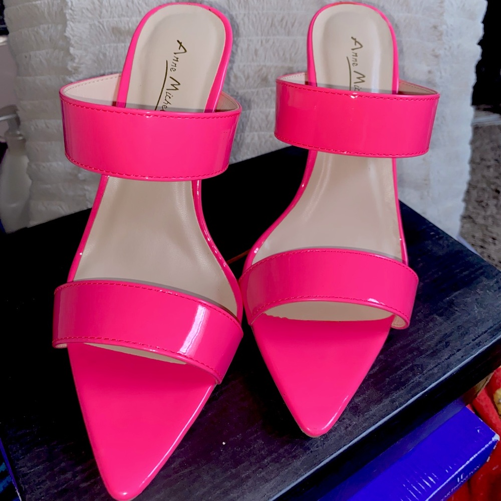 Cute Neon Pink Band Pointy Heel